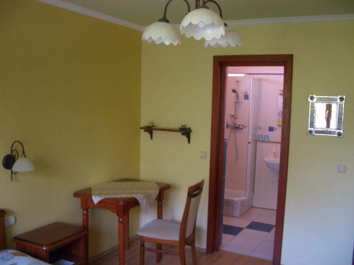 Bundi Vendeghaz Hotel Kehidakustany Ngoại thất bức ảnh