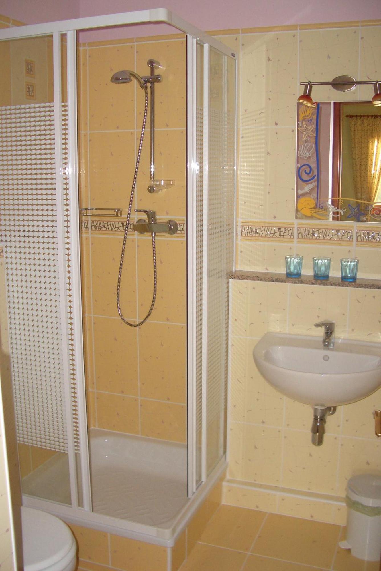 Bundi Vendeghaz Hotel Kehidakustany Ngoại thất bức ảnh