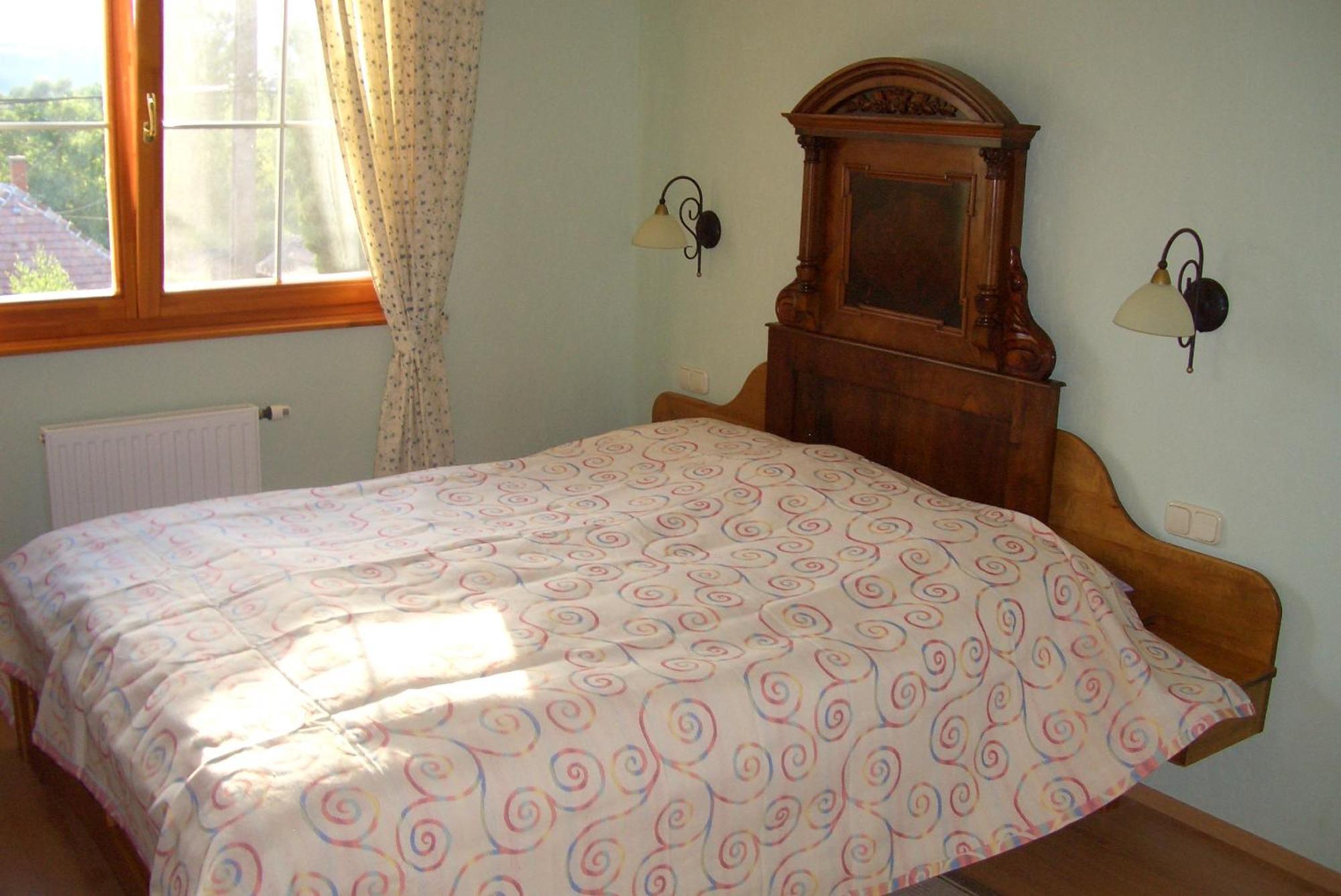 Bundi Vendeghaz Hotel Kehidakustany Ngoại thất bức ảnh